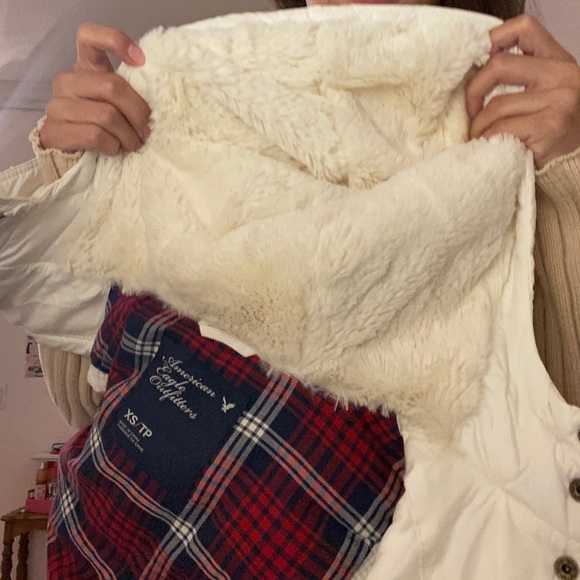 American Eagle Parka-Style Vest - Picture 8 of 8